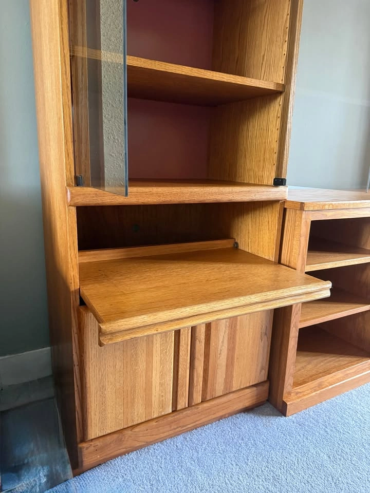 Pair of Oak-Finish Display Towers – $185 OBO - photo 3