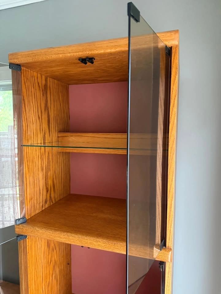 Pair of Oak-Finish Display Towers – $185 OBO - photo 4