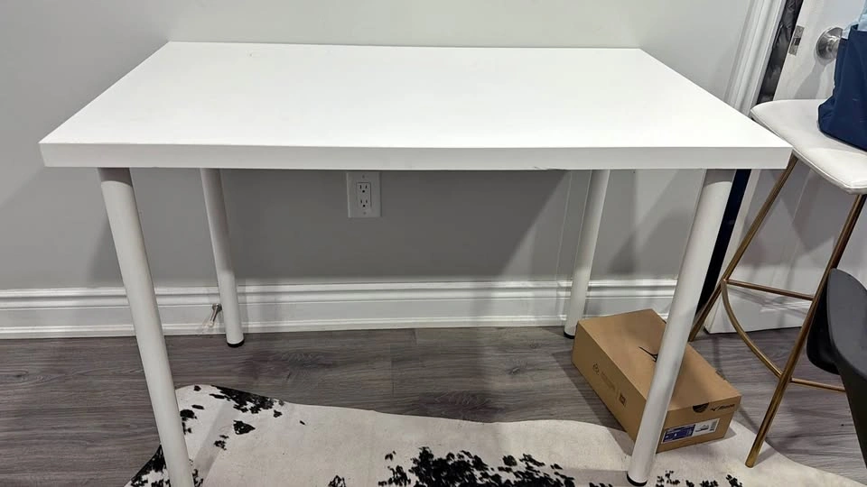 Study table and chair