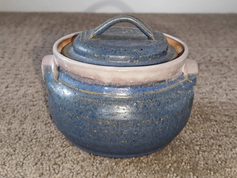 Handcrafted Blue & Beige Studio Pottery Pot with Lid - Signed - photo 4