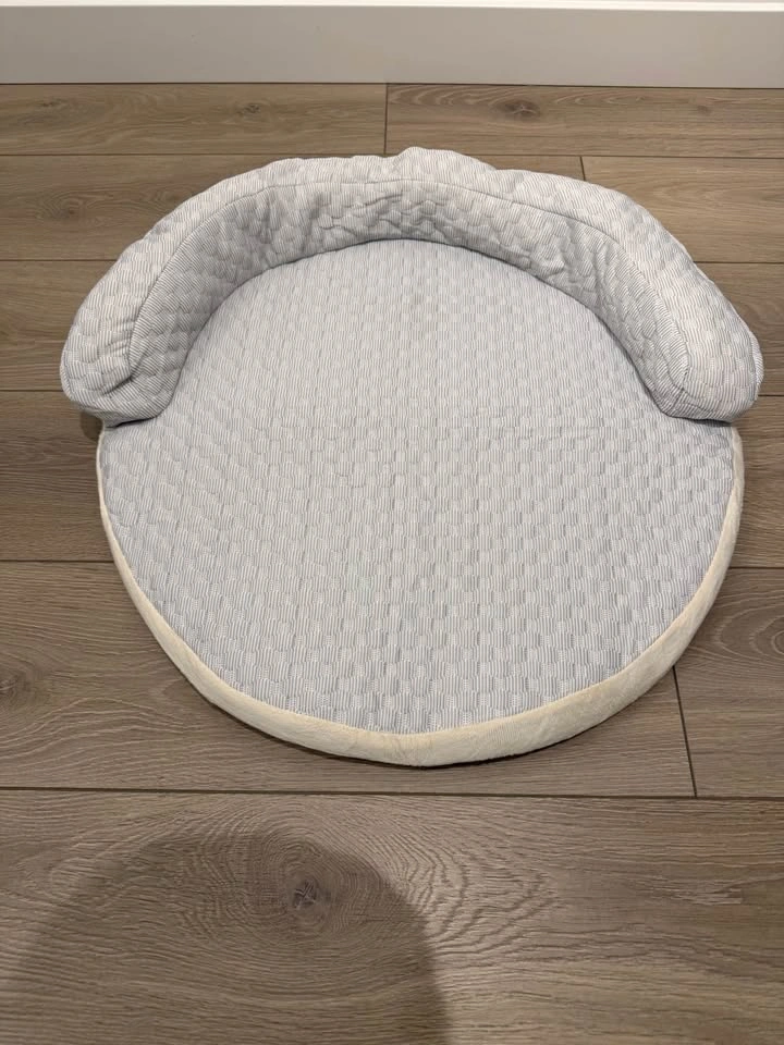 Sofa-Style Pet Bed – $20 each (or 2 for $35, save $5!) - photo 2