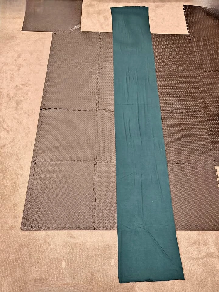 11 feet Teal/Jade Ribbed Knit Tubing Fabric – 42" Total Width