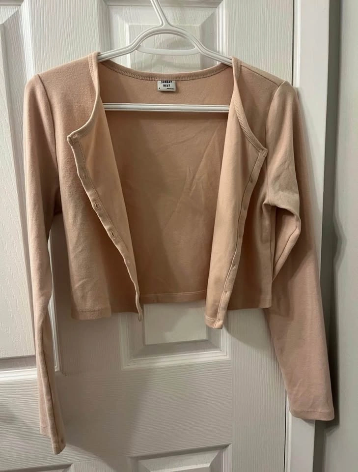 Aritzia Sunday Best Pink Cropped Cardigan Sweater - Size M - photo 3