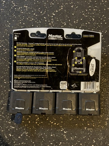 Master Lock Magnum M115BLCQLF 4 Pack Keyed Padlocks - photo 2