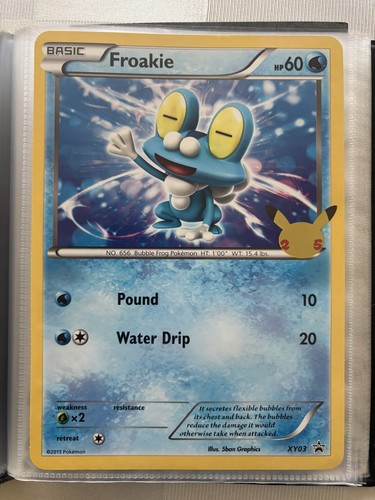 Pokemon Jumbo Binder + Pikachu Chespin Fennekin Froakie 25th - photo 5