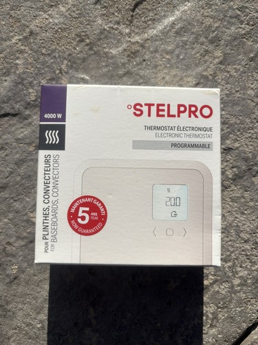 Stelpro ST402P 4000W Programmable Electronic Thermostat