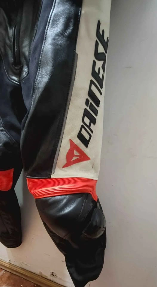 Dainese 2 piece motorcycle race suit - photo 4