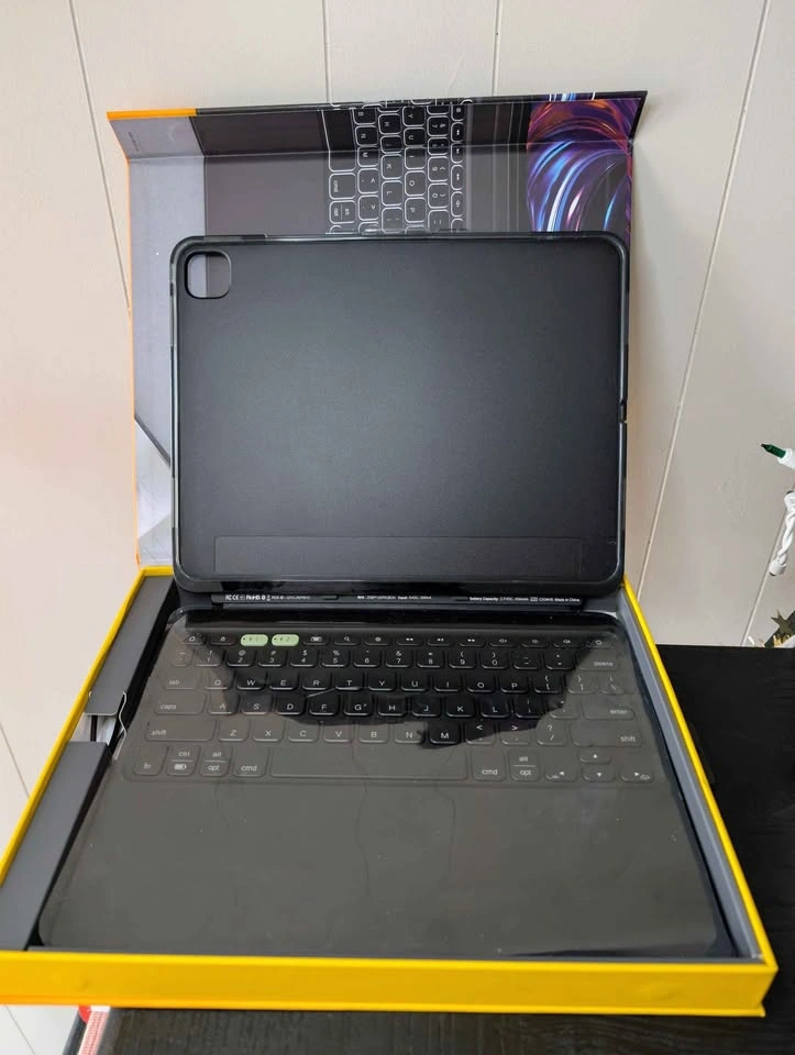 iPad Pro 13-in (M4) ZAGG Pro Keys 2 Keyboard & Case - photo 2