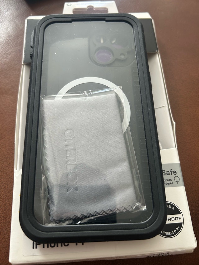 OtterBox Fre Series Case for iPhone 14 - photo 2