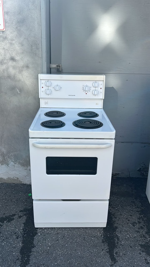 oven/stove - photo 2