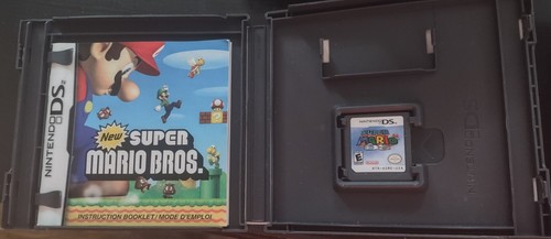 Authentic New Super Mario Bros CIB Nintendo DS Game NTSC - photo 2