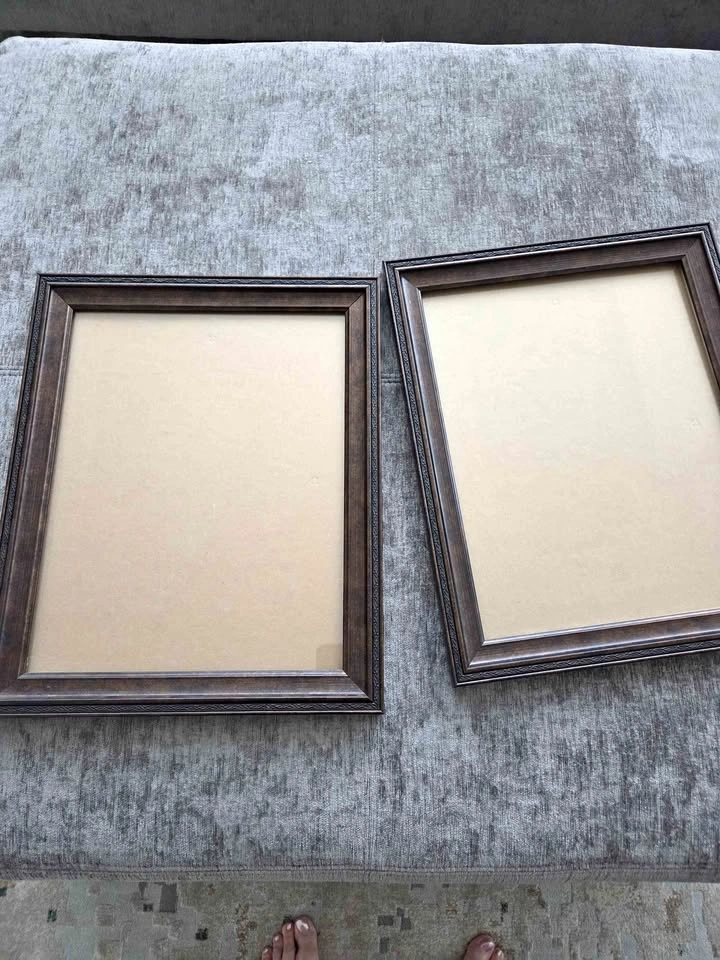 Set of 2 Brown Wood-Look Picture Frames 13x16