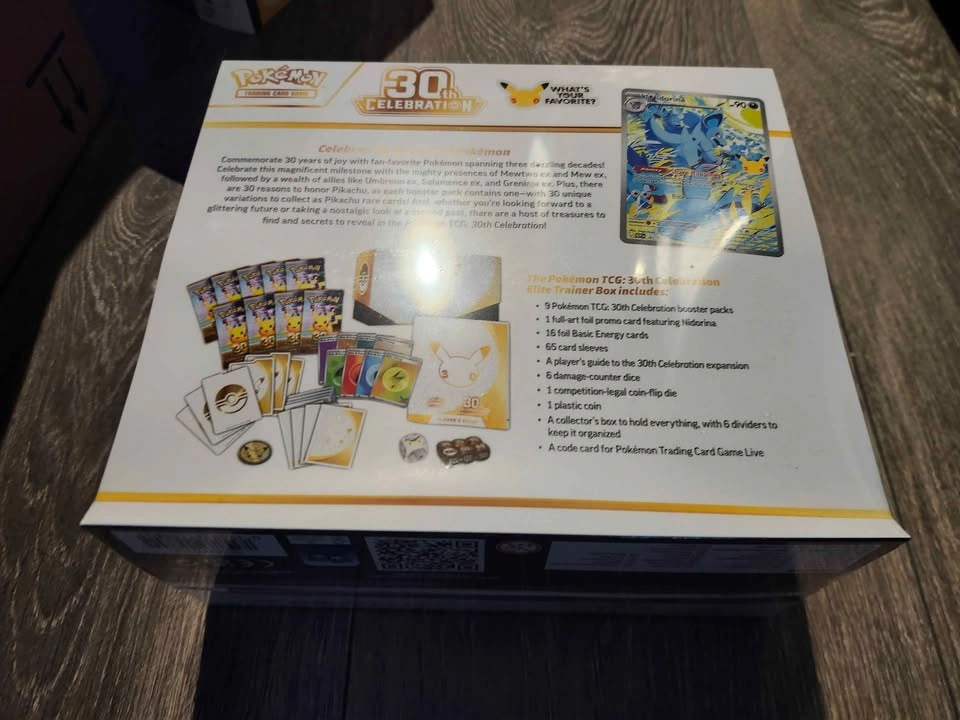 Pokemon 30th Anniversary Celebration ETBs - photo 3