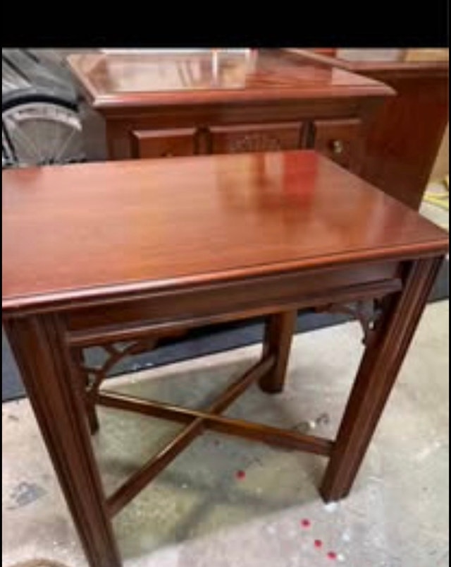 End table - photo 3