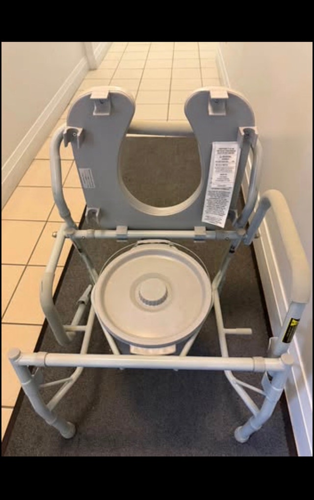Padded Bedside Commode / Portable Toilet Chair – NEVER USED - photo 2