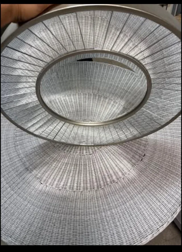 Round Decorative Wall Mirror 26” - photo 3