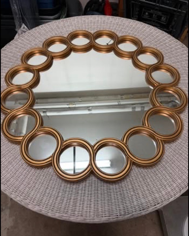Large 35” Gold Decorative Wall Mirror – Elegant Statement Piece - photo 3