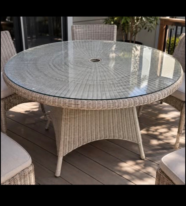 Patio Dining Table with Glass Top 48” Round Wicker - photo 2