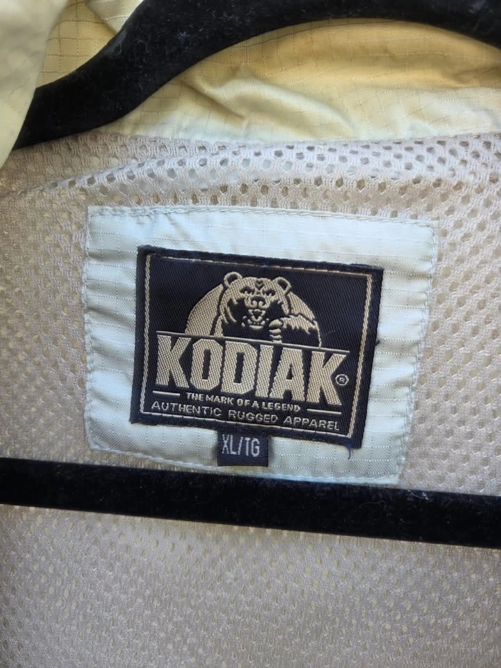 XL Cream Coloured Kodiak Vest Jacket - photo 3