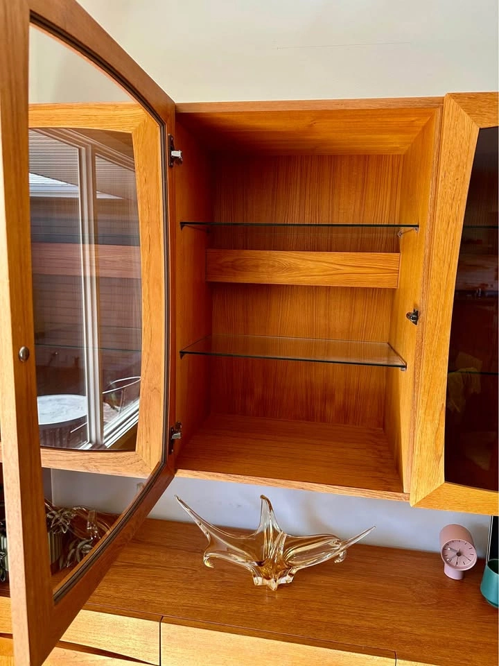 Mid Century Modern Teak Credenza - photo 4