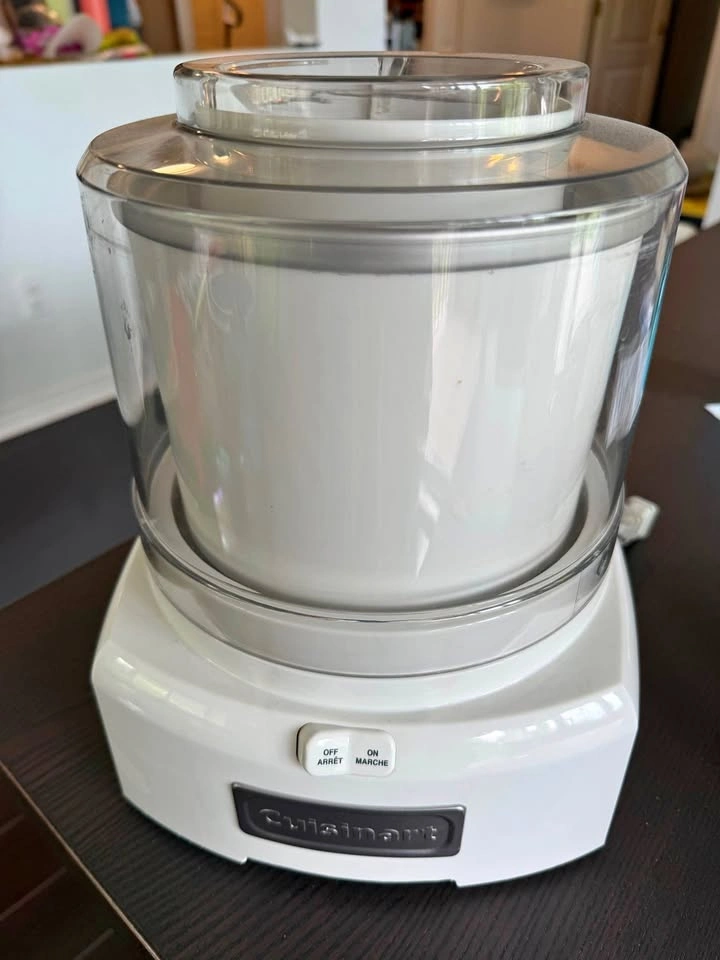 Ice cream maker
