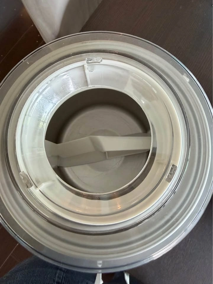 Ice cream maker - photo 3