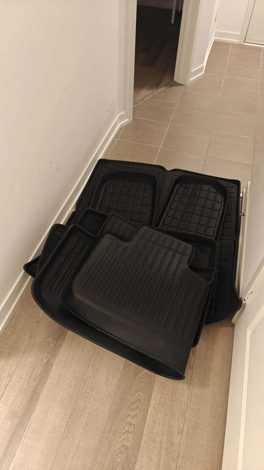 Winter Floor Mats for Tesla Model Y 2020-2025 - photo 3