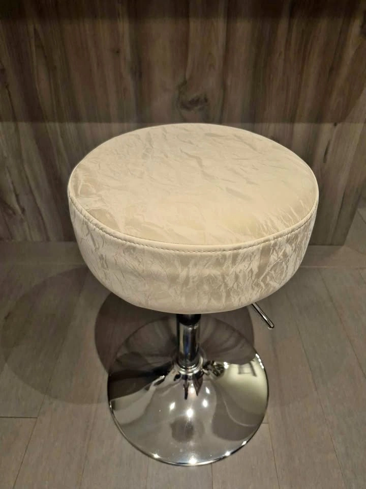 Brand new Swivel Bar Stool with Chrome Base