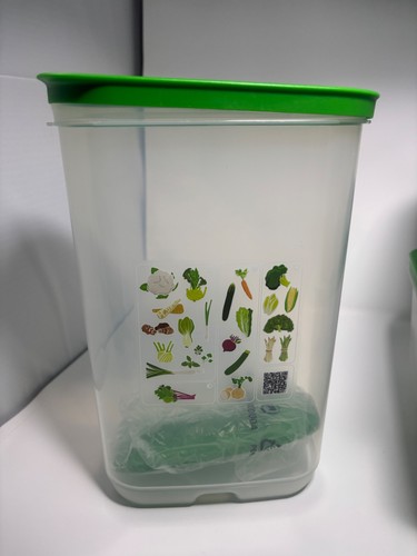 Tupperware FridgeSmart Produce Keeper Set 3 Green Vented - photo 4