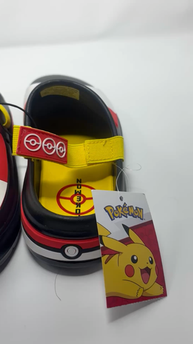Pokemon Pikachu Ground Up Clogs Kids Shoes Size 2&5 NEW - photo 2