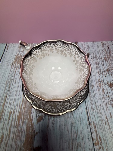 Vintage Royal Albert Tea Cup & Saucer Set Golden Leaves 1960's - photo 2