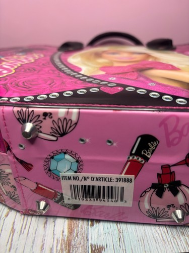 Vintage Mattel Barbie Heart Shaped Cosmetic and Vanity Case - photo 3