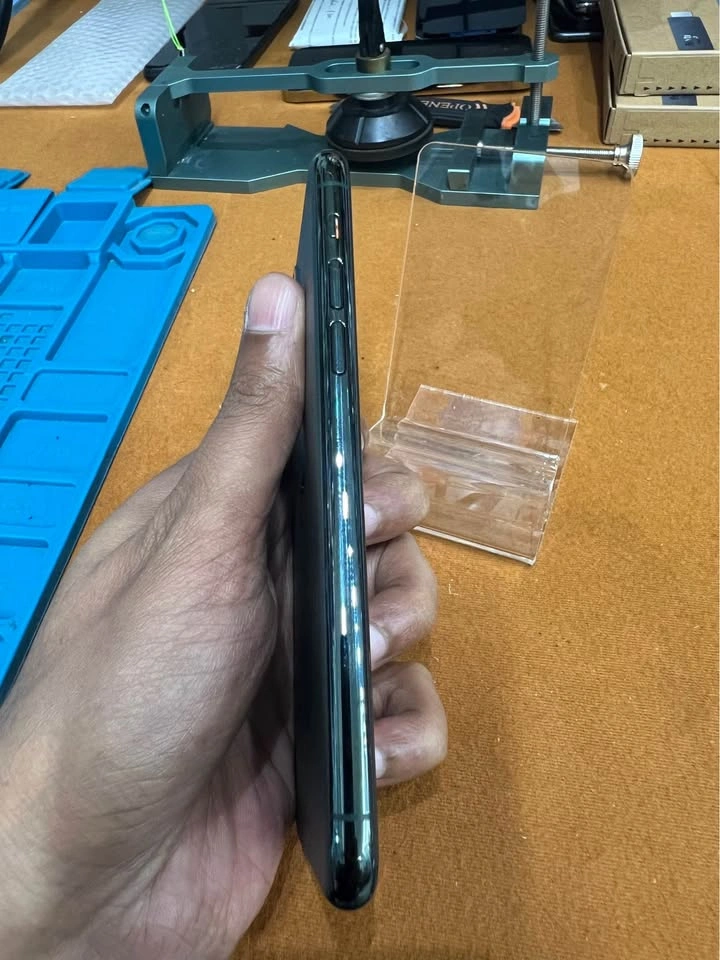 Iphone 11 pro - photo 4