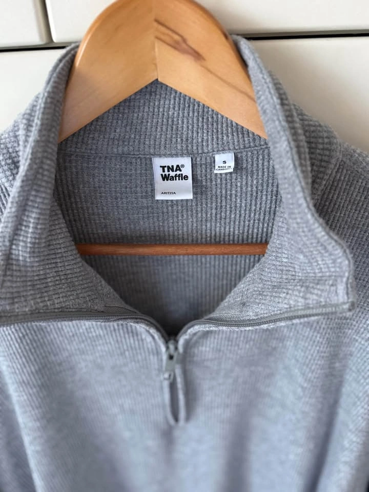 Tna Waffle 1/4 Zip Sweater Size Small Grey - photo 3