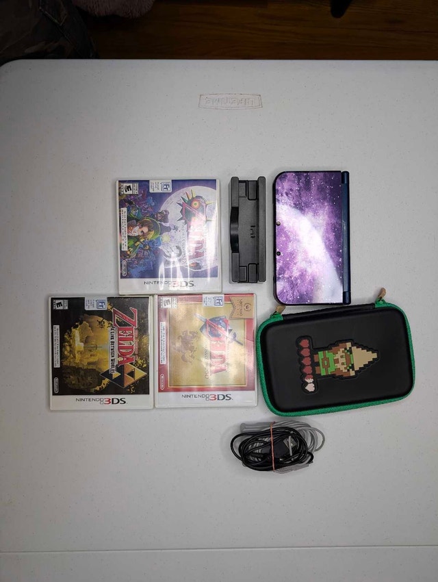 Nintendo "New" 3DS XL Galaxy Edition Zelda Bundle