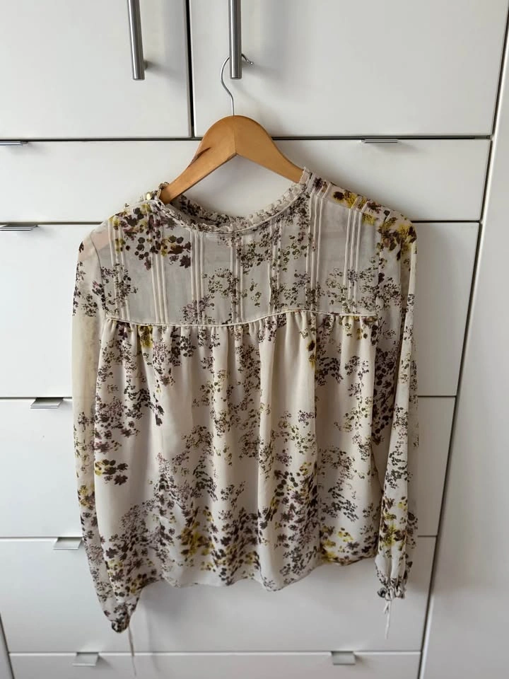 Aritzia Wilfred Lourdes Floral Blouse Size Small - photo 4