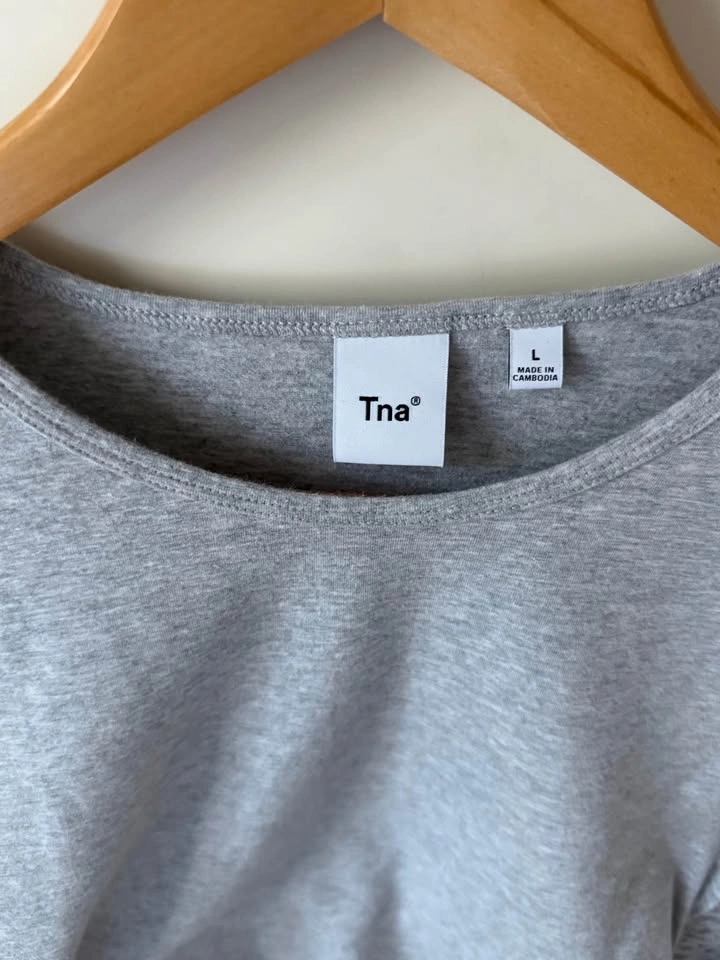 Aritzia Tna Chill Malibu Longsleeve Top Size Large Grey - photo 4