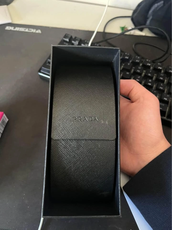 PRADA SUNGLASSES (price negotiable) - photo 5