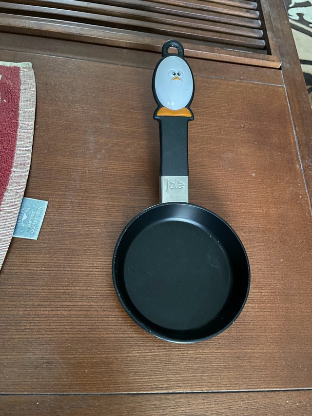 Mini Penguin frying pan - photo 5