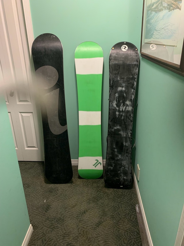 Varying snowboards of sizes and lengths and some Gear - photo 2