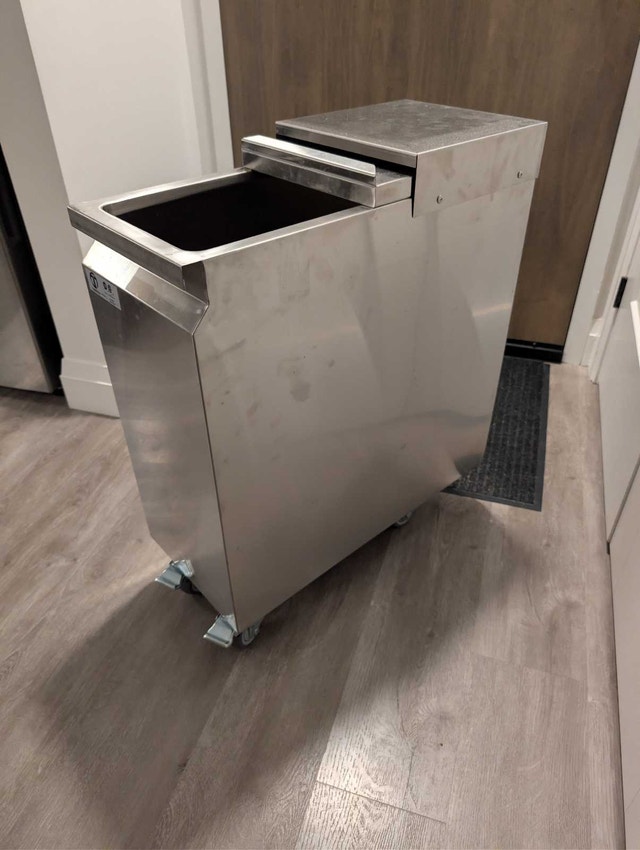 Tarrison ice box