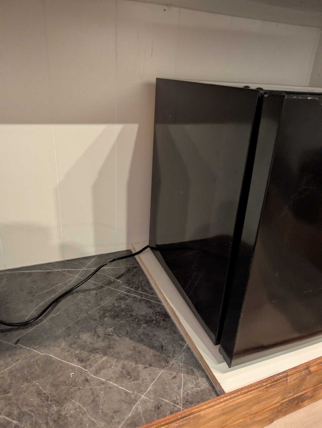 New mini fridge - photo 3