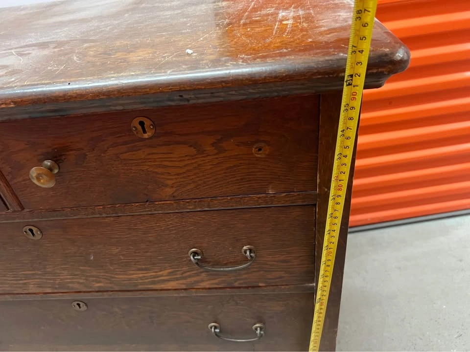Antique Tiger Oak 5-Drawer Dresser - photo 2