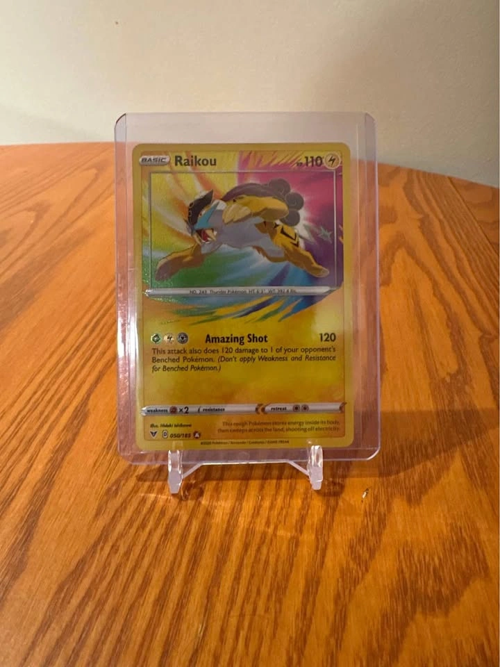 Pokémon Raikou Amazing Rare Vivid Voltage 050/185 Trading Card