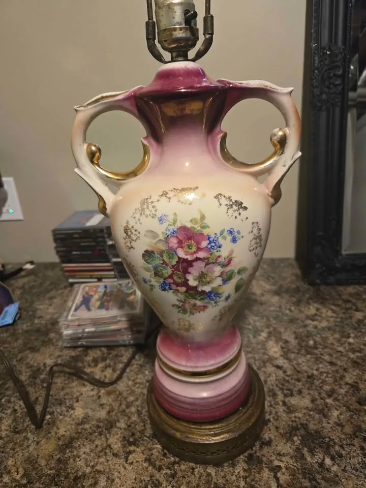 Vintage lamp image indicator(2)