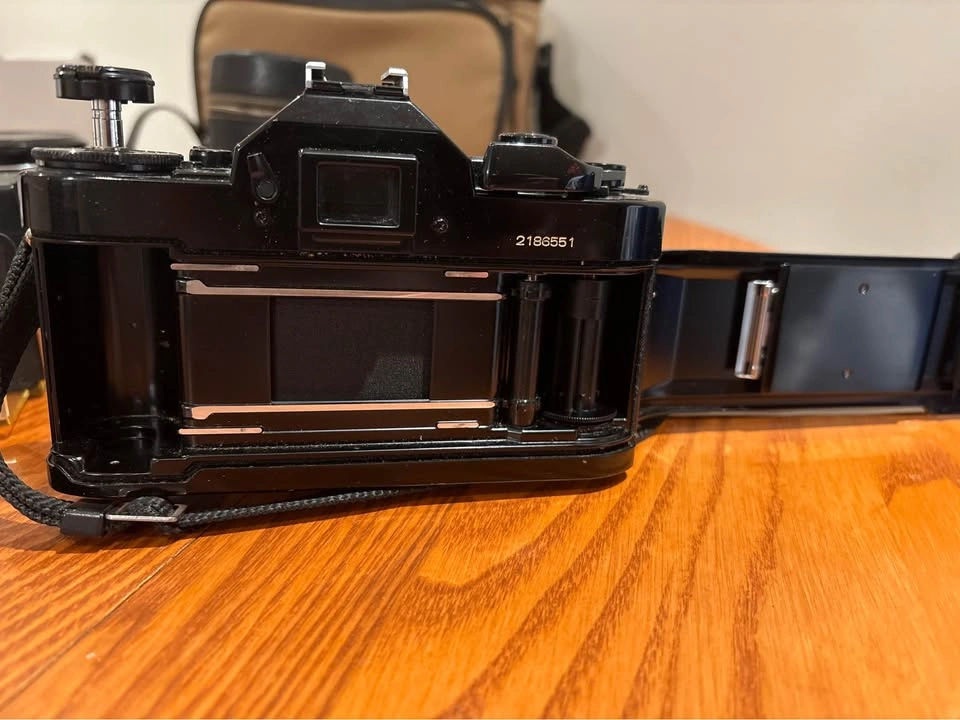 Canon A-1 Film Camera Bundle - photo 3