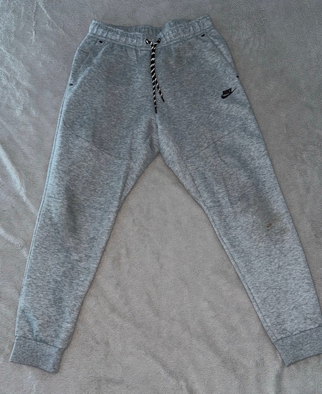 Nike tech pants Size M high quality