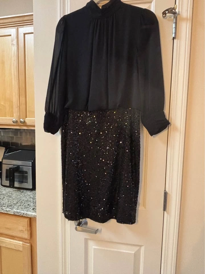 Stunning Black Dress - photo 2