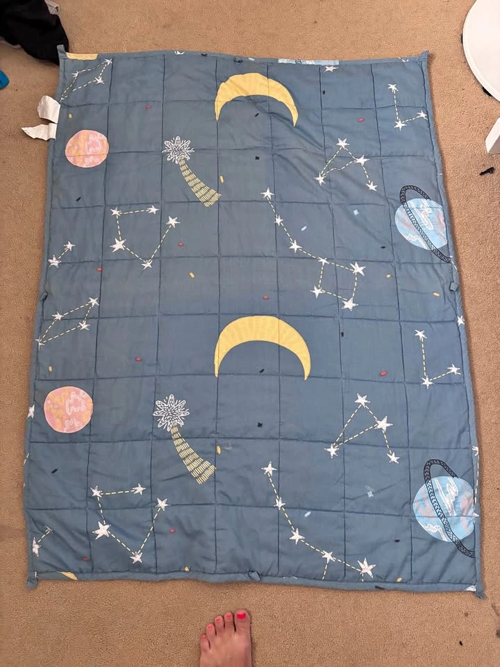 Star Moon Blue Weighted Blanket, 36 x 48 inches, 3lbs