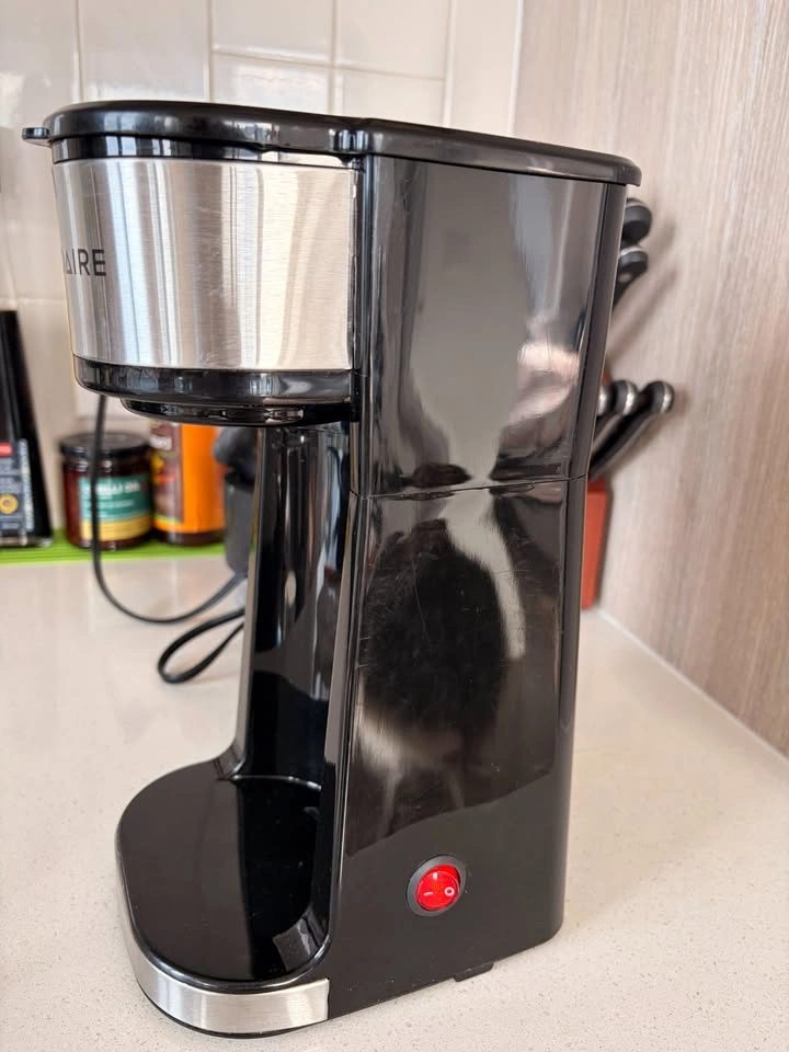 Frigidaire 1-Cup Retro Coffee Maker - photo 2